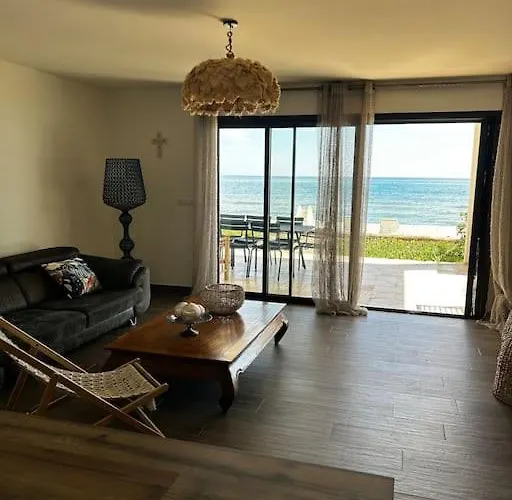 Maison Les Pieds Dans L'eau