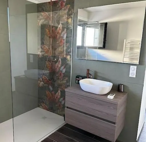 Maison Les Pieds Dans L'eau Ferienhaus *