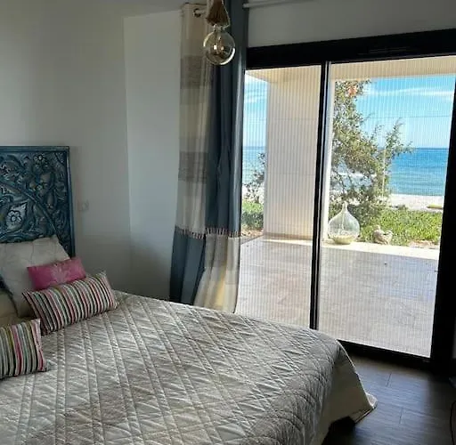 Maison Les Pieds Dans L'eau Ghisonaccia